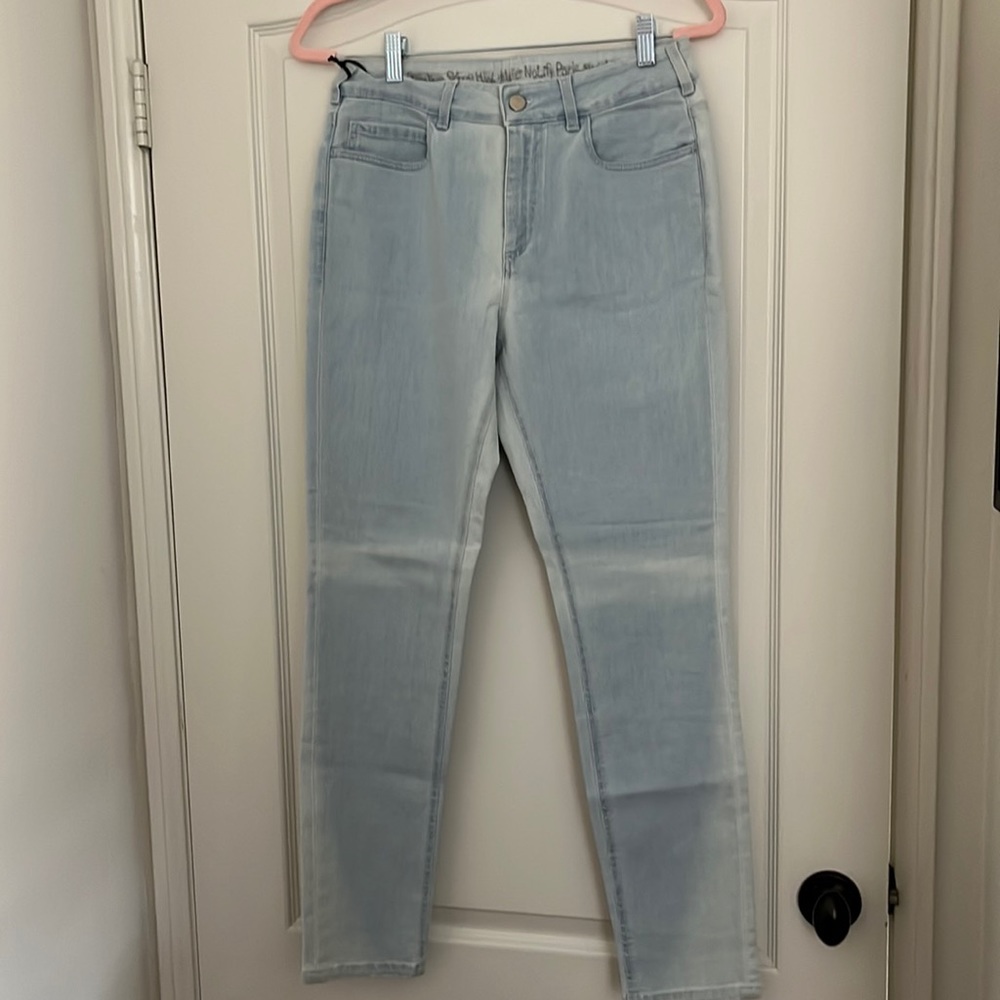 Notify jeans